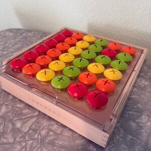 LOVEVERY Mosaic Button Board
